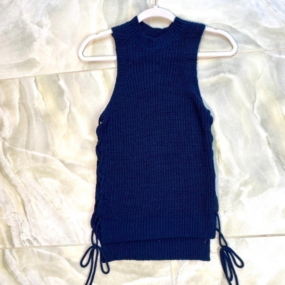 Sleeveless Mock Neck Knit Navy Blue top